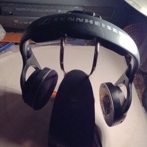 Sennheiser Wireless Headphones - Black tr135